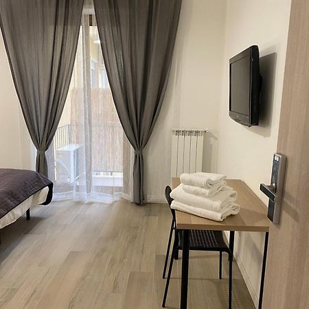 B8 Wang Bed & Breakfast Roma Dış mekan fotoğraf