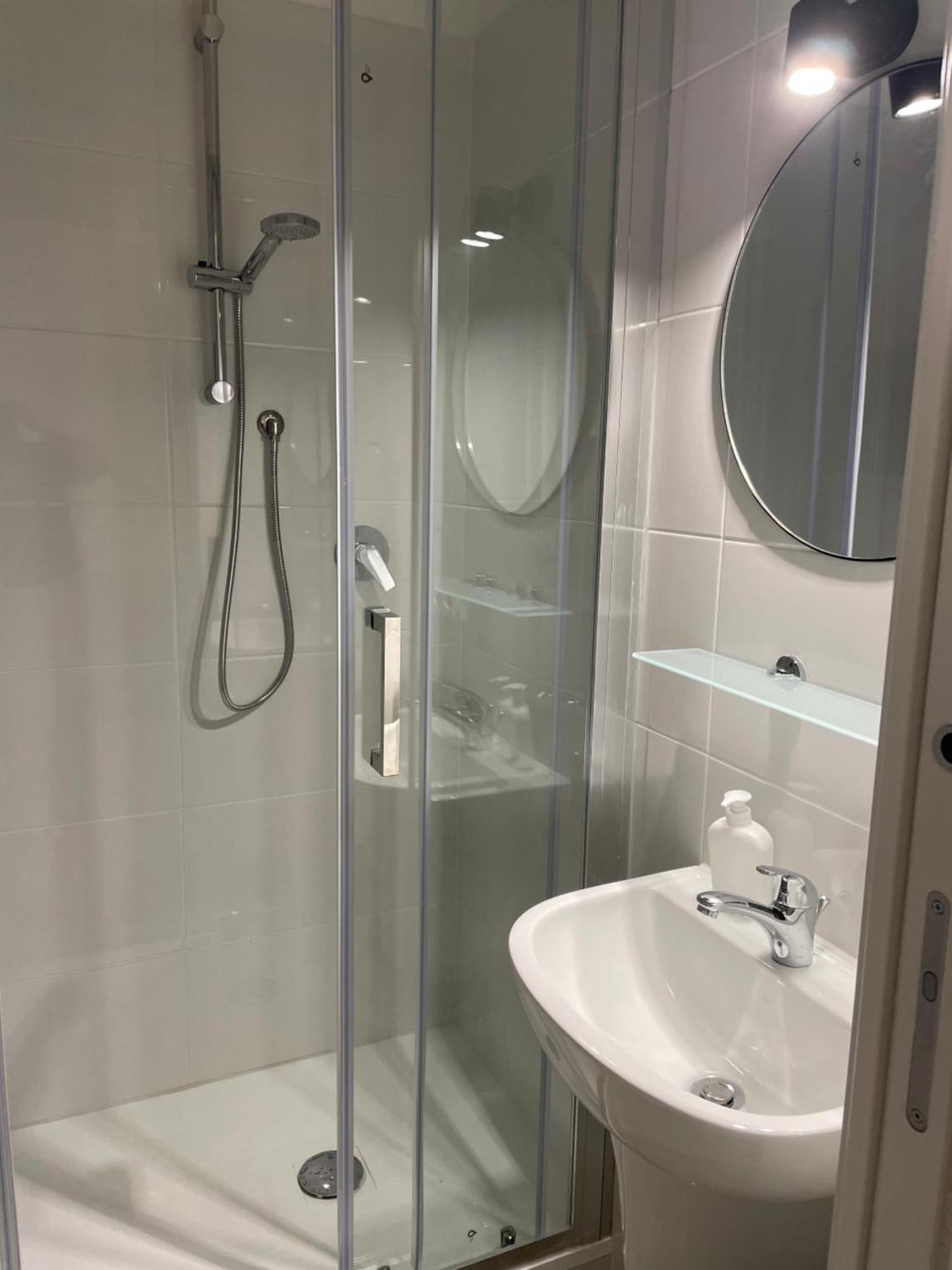 B8 Wang Bed & Breakfast Roma Dış mekan fotoğraf